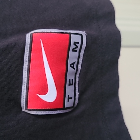 Black plus size Nike tee - Picture 3 of 3